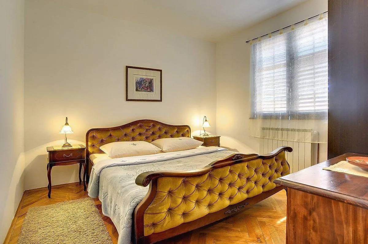 Villa Ruza Liznjan Holiday home