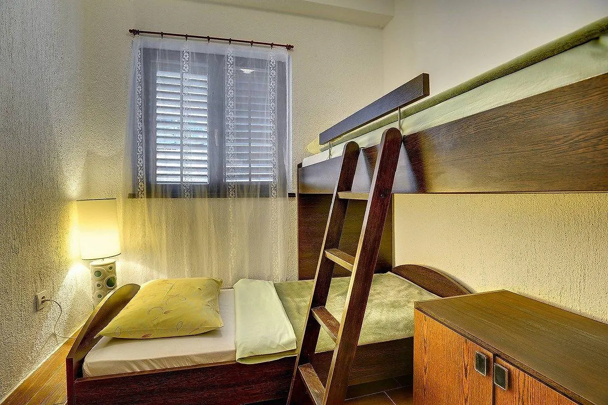 Holiday home Villa Ruza Liznjan Croatia