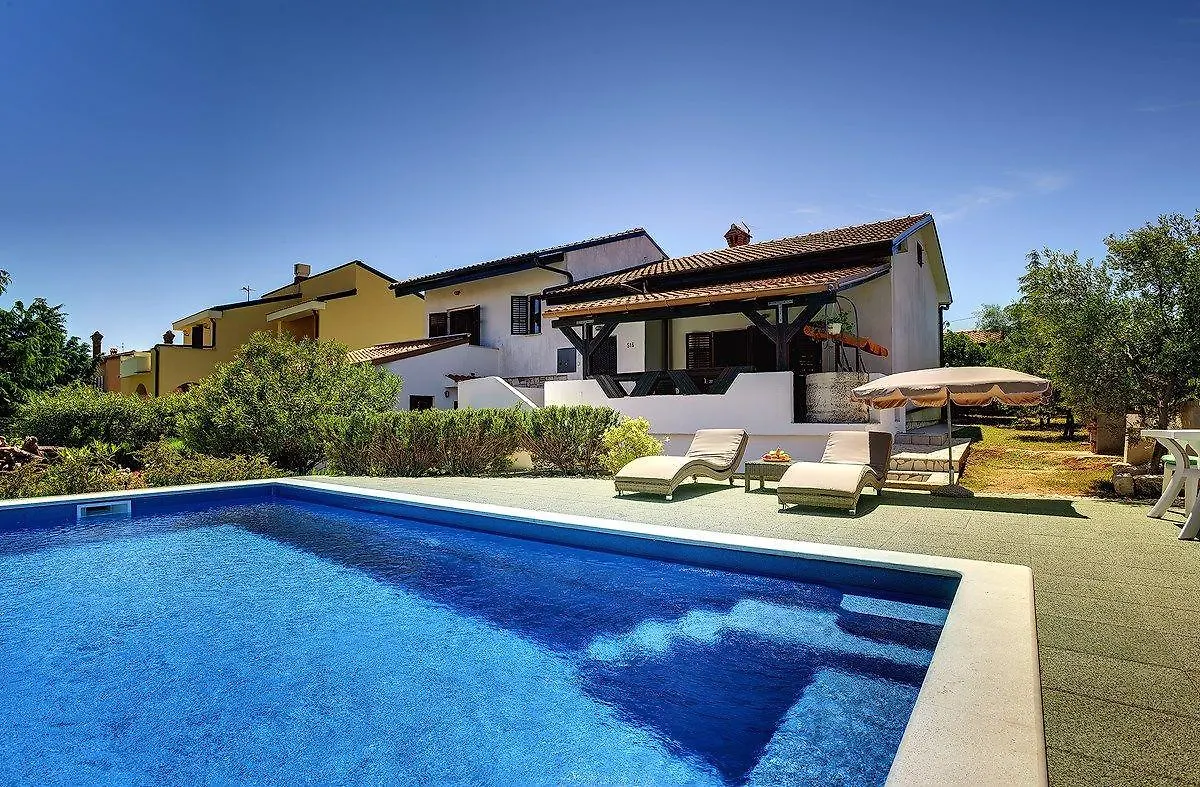 Villa Ruza Liznjan Holiday home